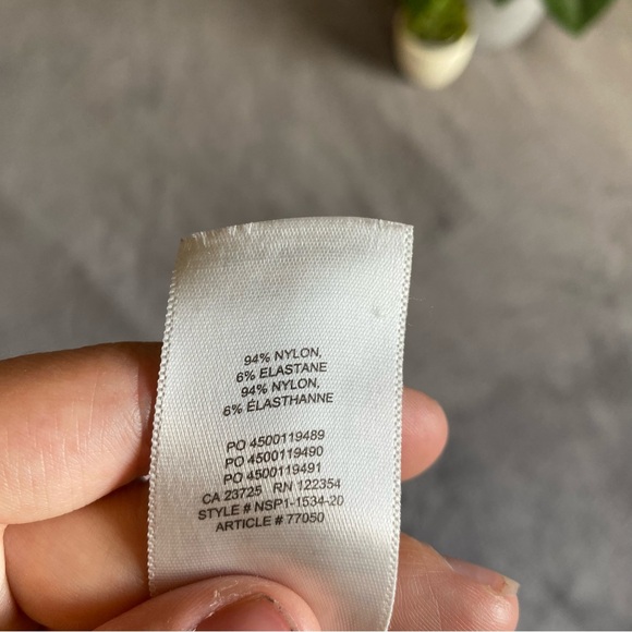 Aritzia Babaton light pink camisole tanktop size xxs - Picture 5 of 5